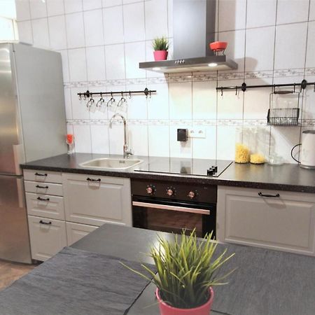 Exclusive Apartment In Vilnius Near Ozas And Technopolis エクステリア 写真